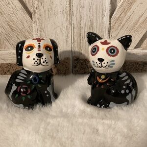 Transpac Dog & Cat Day of the Dead Shakers